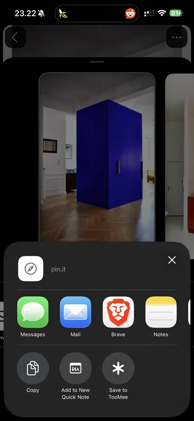 La feuille de partage d'iOS, avec « Save to TooMee »