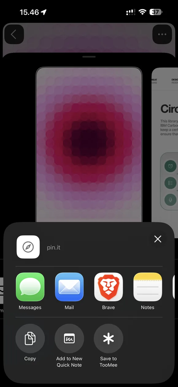 La feuille de partage d'iOS, avec « Save to TooMee »
